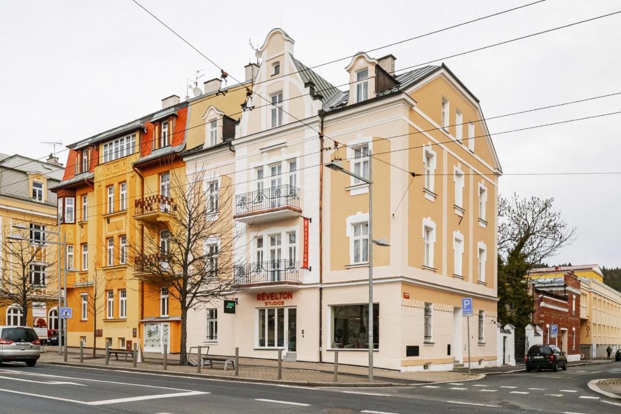 Revelton Studios Mariánské Lázně Exterior foto